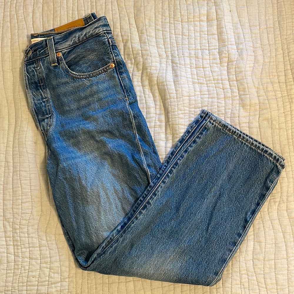 Levi’s Ribcage Straight Ankle Jeans Size: 27